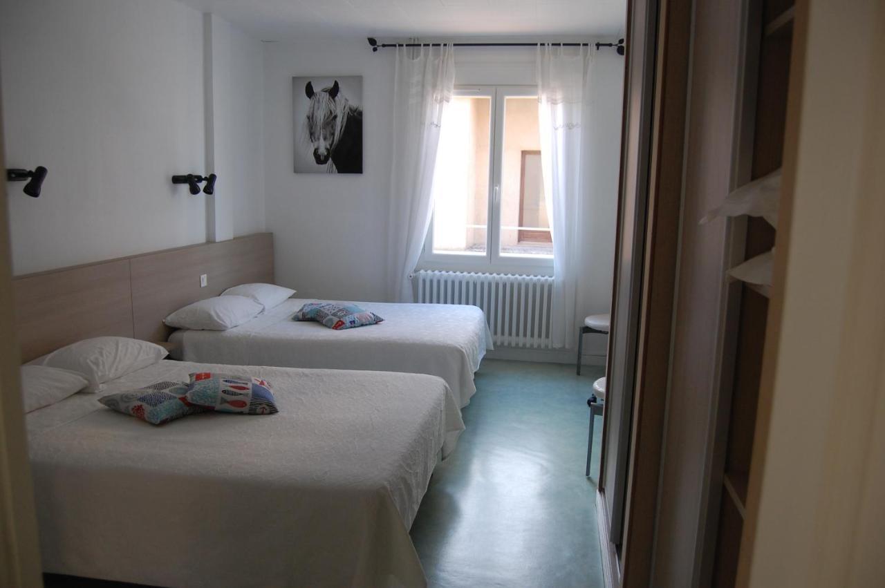 Hotel De La Plage 2 Etoiles Валра-Плаж Екстериор снимка