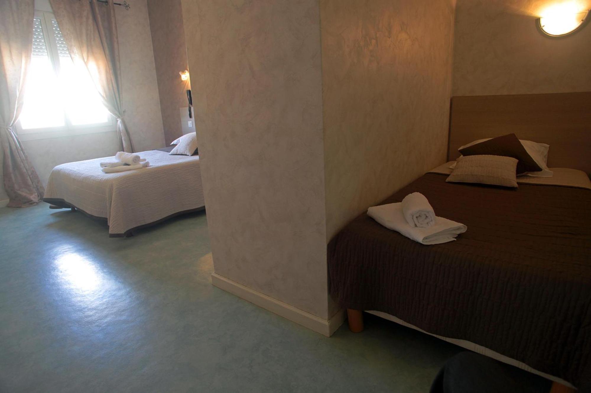 Hotel De La Plage 2 Etoiles Валра-Плаж Стая снимка