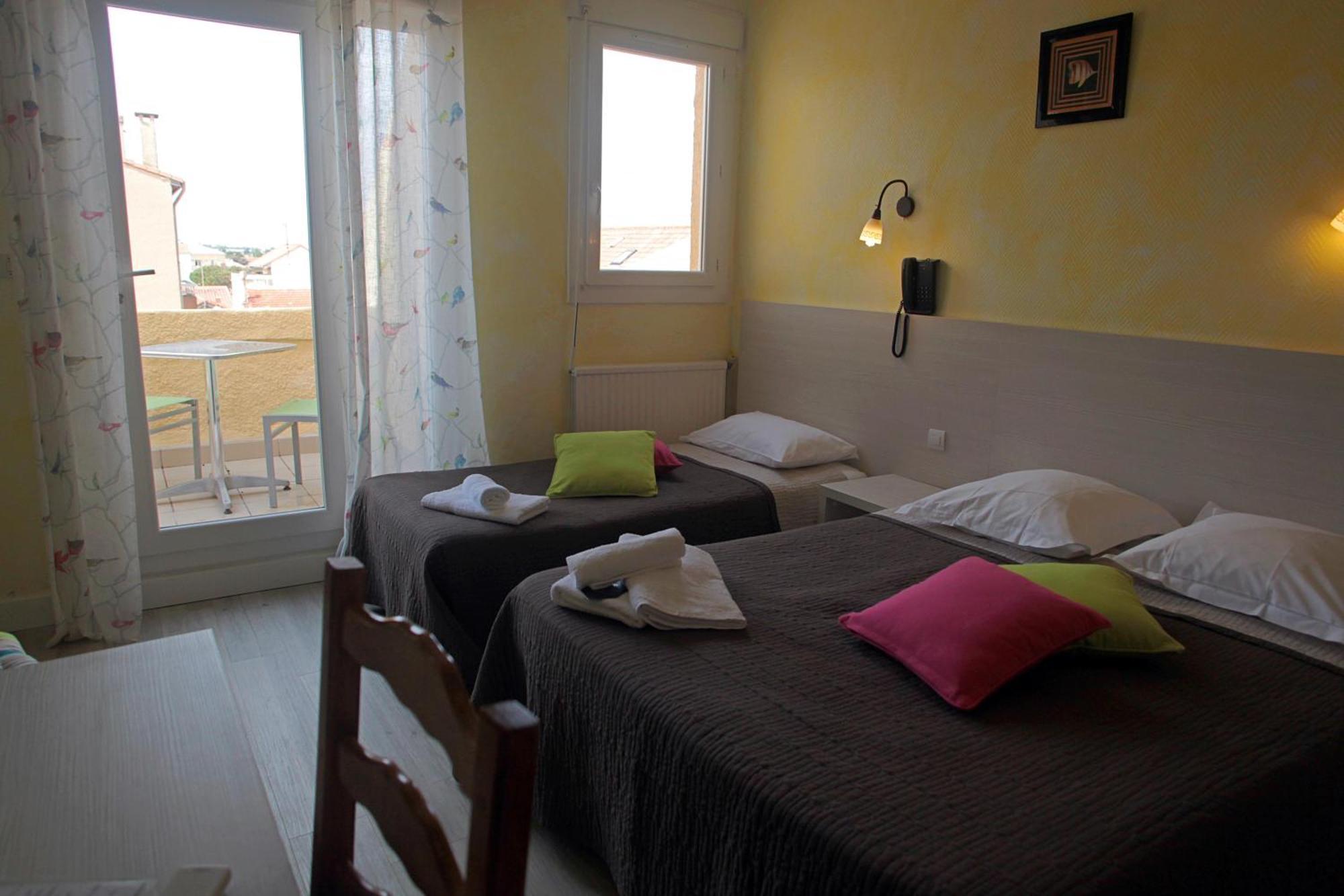 Hotel De La Plage 2 Etoiles Валра-Плаж Стая снимка