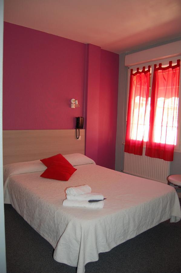 Hotel De La Plage 2 Etoiles Валра-Плаж Екстериор снимка